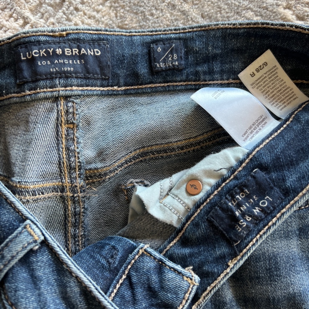 Lucky Brand Lolita Low Rise Skinny - Picture 3 of 4
